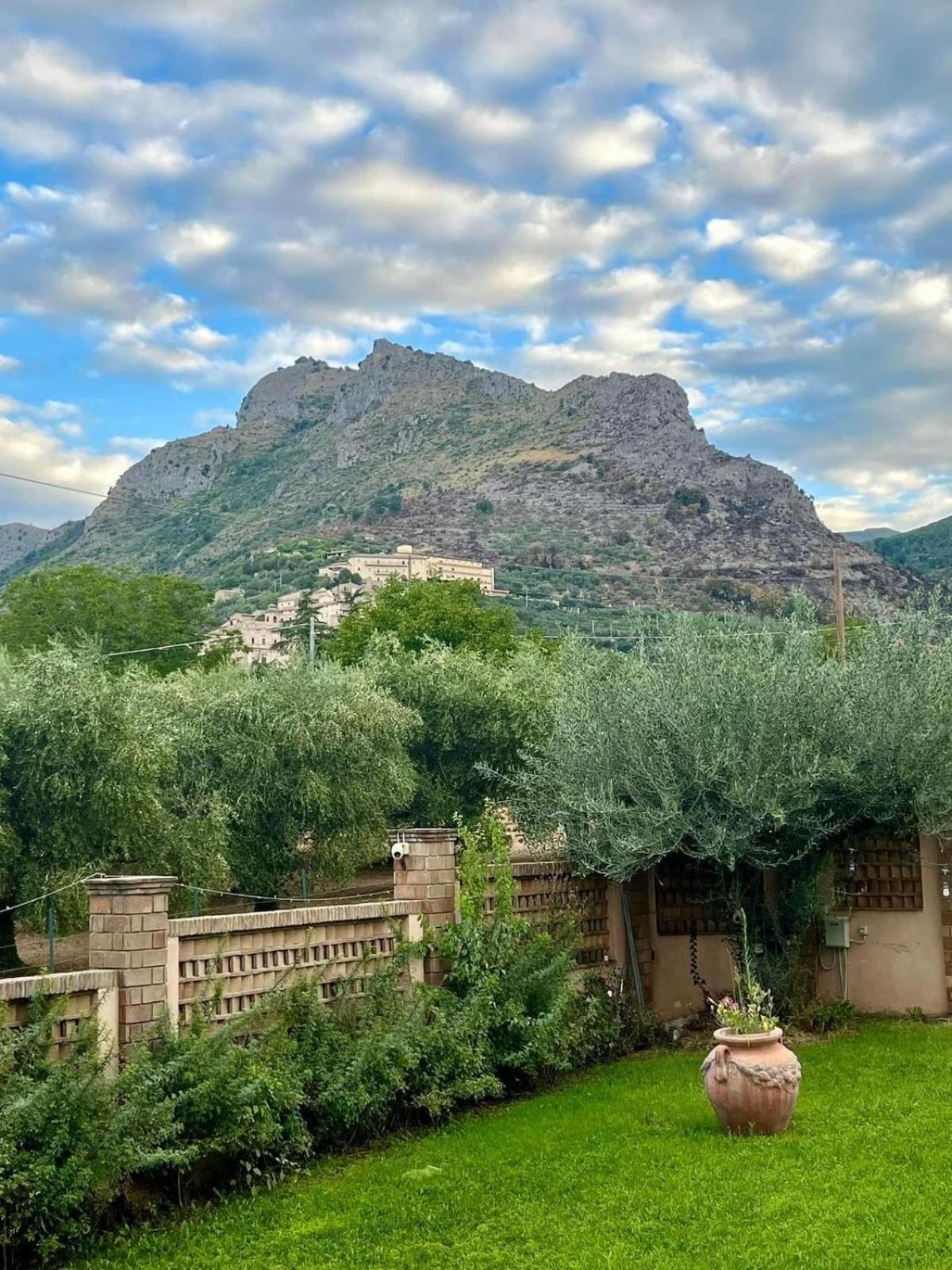 Villa Anna Castrocielo Eksteriør bilde